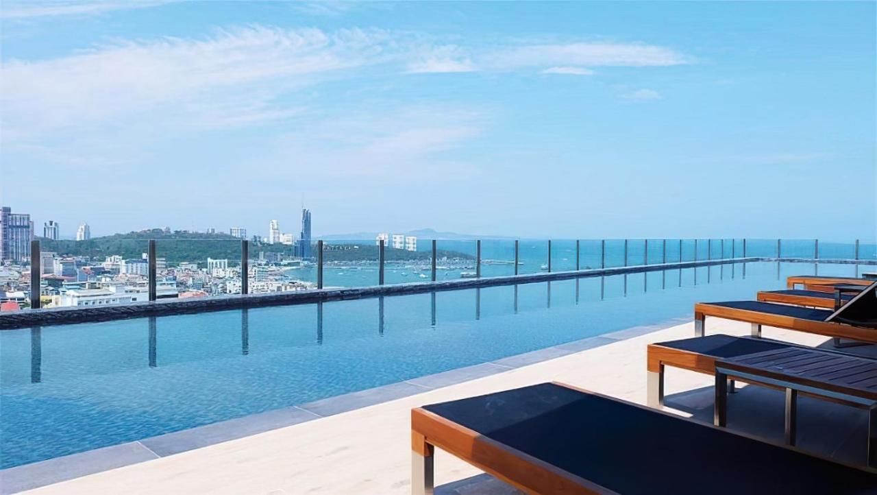 Central Pattaya Fully Equipped Condo Next To Beach Exterior photo