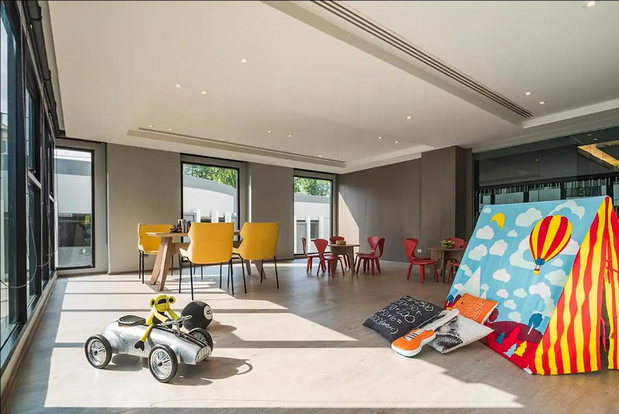 Central Pattaya Fully Equipped Condo Next To Beach Exterior photo